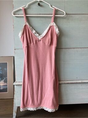 Privacy Please Dusty Pink Ribbed Lace-Trim Mini Dress
